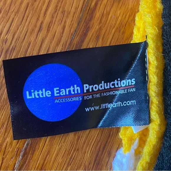 NWT Little Earth NFL Steelers Scarf and Gloves Set - Picture 5 of 5